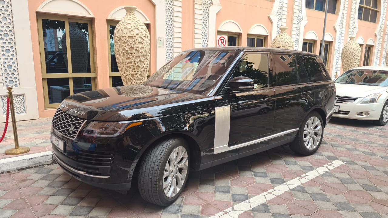 Range Rover Vogue HSE 2022 for rent in dubai
